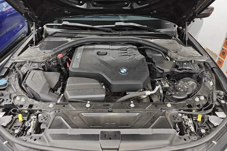 Used BMW 3 Series 2022 Updated 325i M Sport Package Engine Bay