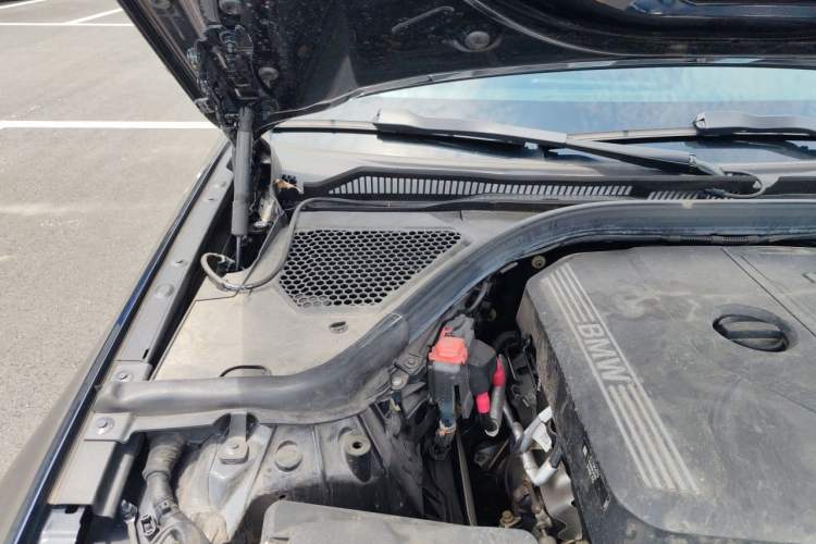 Used BMW 3 Series 2022 Updated 325i M Sport Package Engine Bay Right