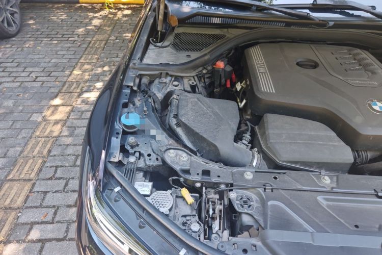 Used BMW 3 Series 2022 330i M Sport Night Edition Engine Bay Right