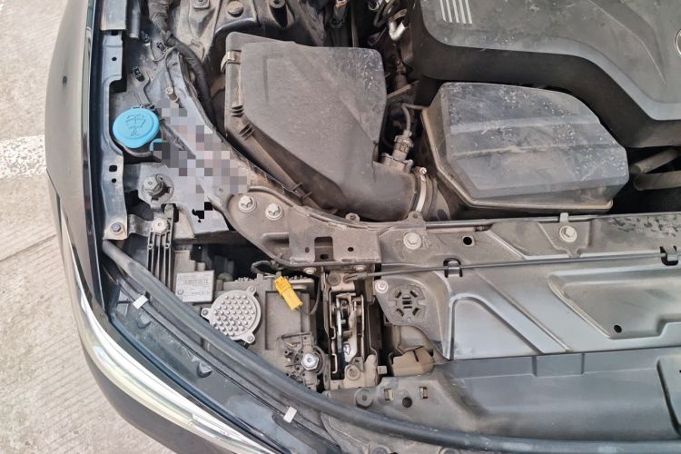 Used BMW 3 Series 2022 320Li M Sport Package Engine Bay Right