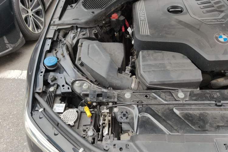 Used BMW 3 Series 2022 Restyled 320Li M Sport Package Engine Bay Right
