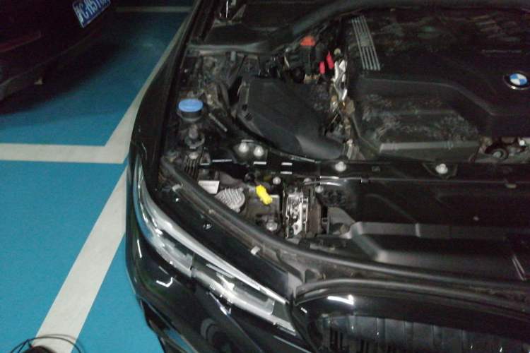 Used BMW 3 Series 2022 325Li M Sport Package Engine Bay Right
