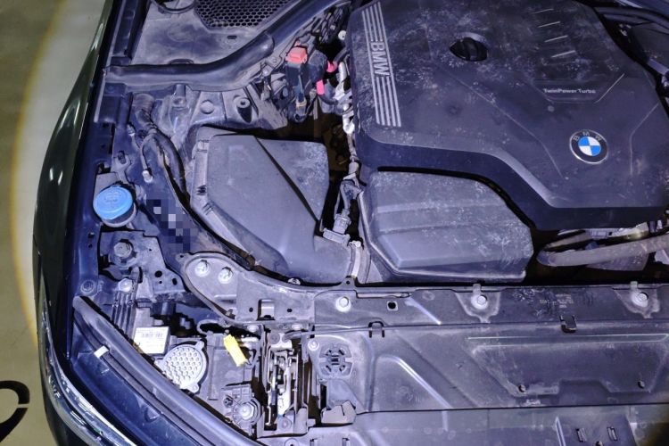 Used BMW 3 Series 2022 Restyled 325Li M Sport Night Edition Package Engine Bay Right