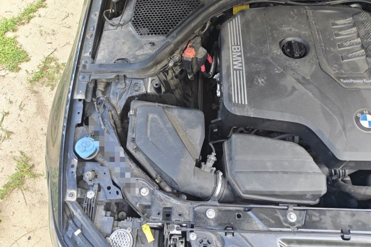 Used BMW 3 Series 2022 330Li xDrive M Sport Night Edition Package Engine Bay Right