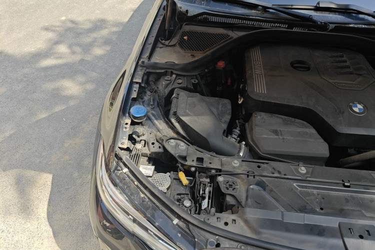 Used BMW 3 Series 2022 325Li M Sport Night Edition Package Engine Bay Right