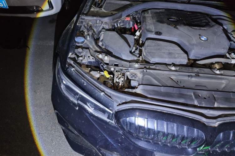Used BMW 3 Series 2022 325Li M Sport Night Edition Package Engine Bay Right