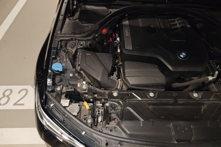 Used BMW 3 Series 2022 325Li M Sport Night Edition Package Engine Bay Right
