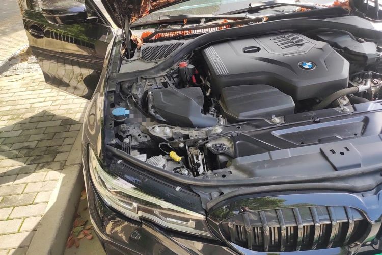 Used BMW 3 Series 2022 Restyled 325Li M Sport Night Edition Package Engine Bay Right