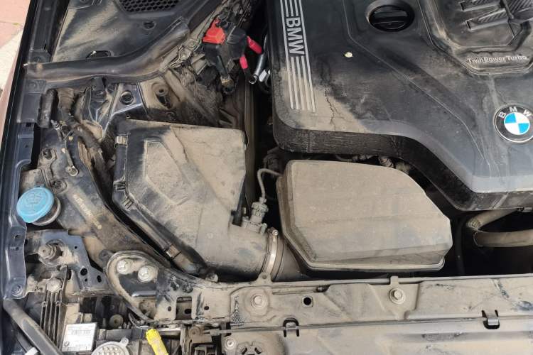 Used BMW 3 Series 2022 320Li M Sport Package Engine Bay Right