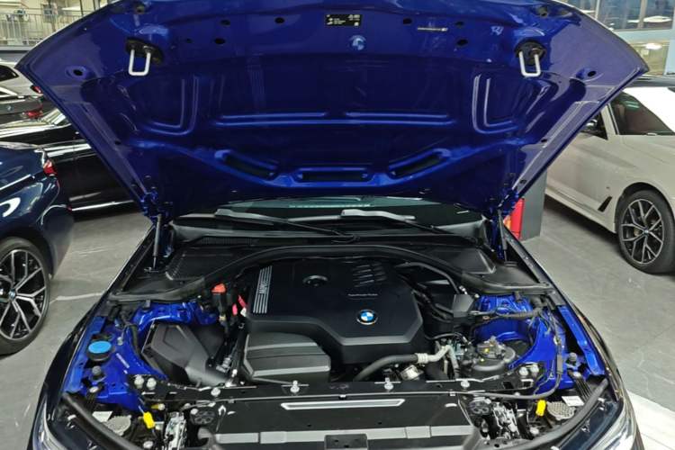 Used BMW 3 Series 2022 325Li M Sport Package Engine Bay