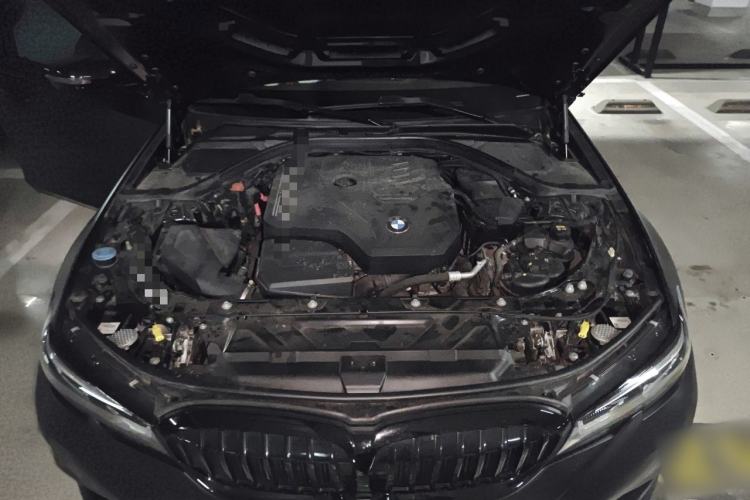 Used BMW 3 Series 2022 330i M Sport Night Edition Engine Bay