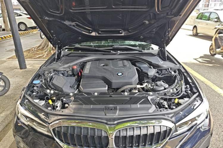 Used BMW 3 Series 2022 325Li M Sport Package Engine Bay
