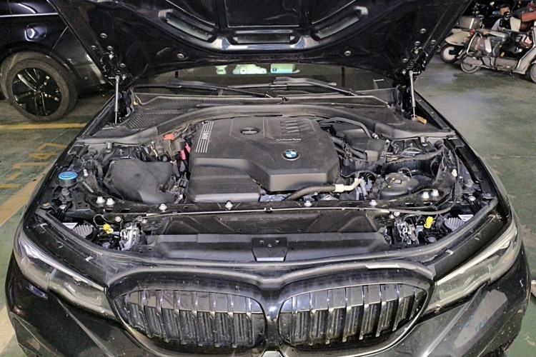 Used BMW 3 Series 2022 325Li M Sport Night Edition Package Engine Bay