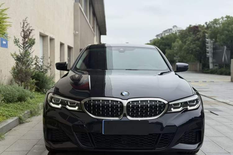 Used BMW 3 Series 2022 Updated 325i M Sport Package Exterior 1