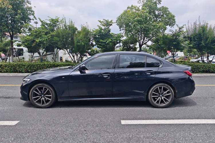 Used BMW 3 Series 2022 Updated 325Li M Sport Package Exterior 2