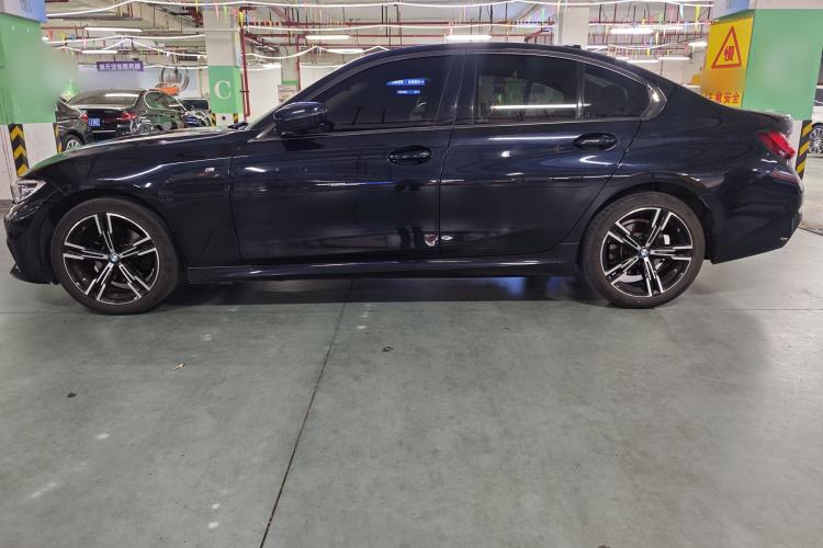 Used BMW 3 Series 2022 325i M Sport Package Exterior 2