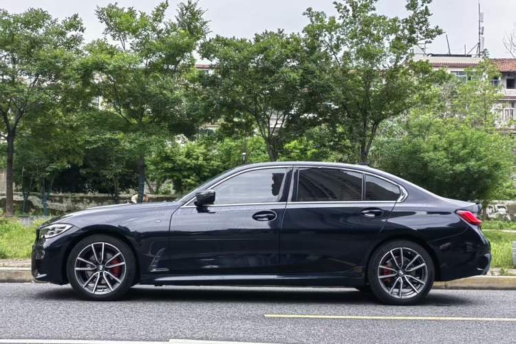 Used BMW 3 Series 2022 Restyled 320Li M Sport Package Exterior 3
