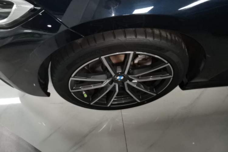 Used BMW 3 Series 2022 325Li M Sport Package Exterior 4