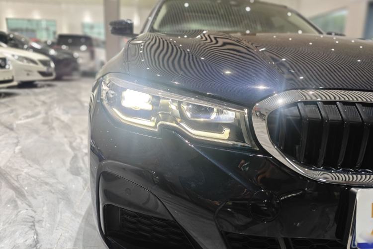 Used BMW 3 Series 2022 325Li M Sport Package Exterior 4