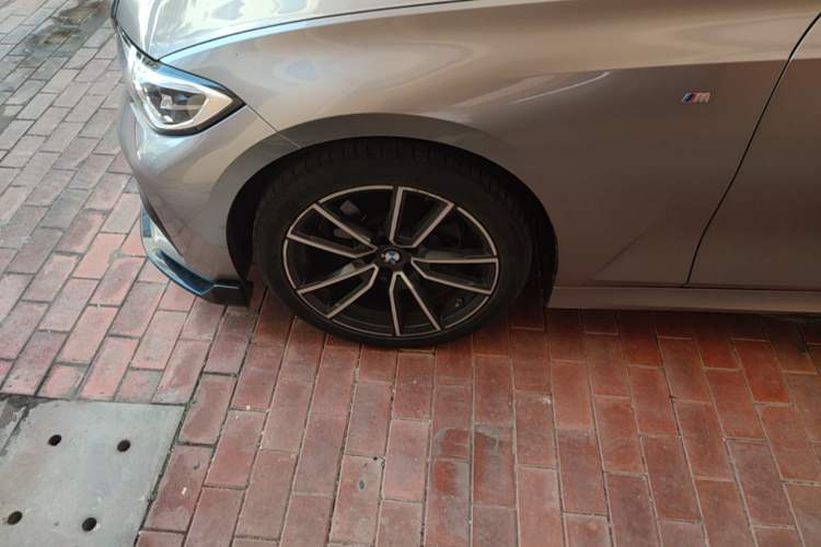 Used BMW 3 Series 2022 325Li M Sport Package Exterior 4