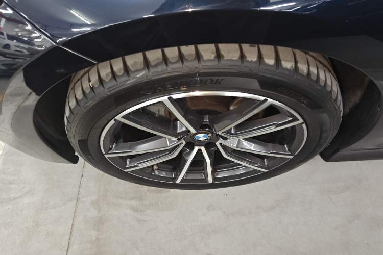 Used BMW 3 Series 2022 325Li M Sport Package Exterior 4