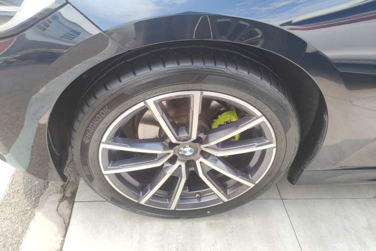 Used BMW 3 Series 2022 320Li M Sport Package Exterior 4