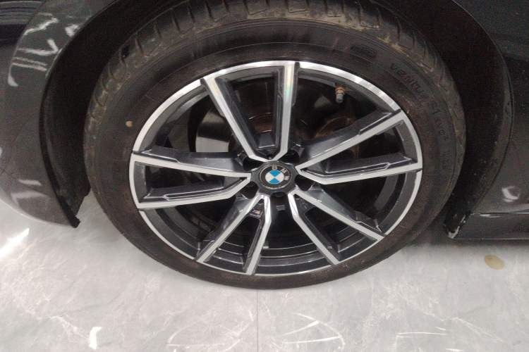 Used BMW 3 Series 2022 325Li M Sport Package Exterior 4