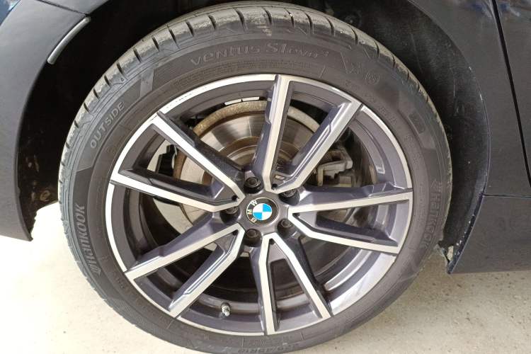 Used BMW 3 Series 2022 320Li M Sport Package Exterior 4