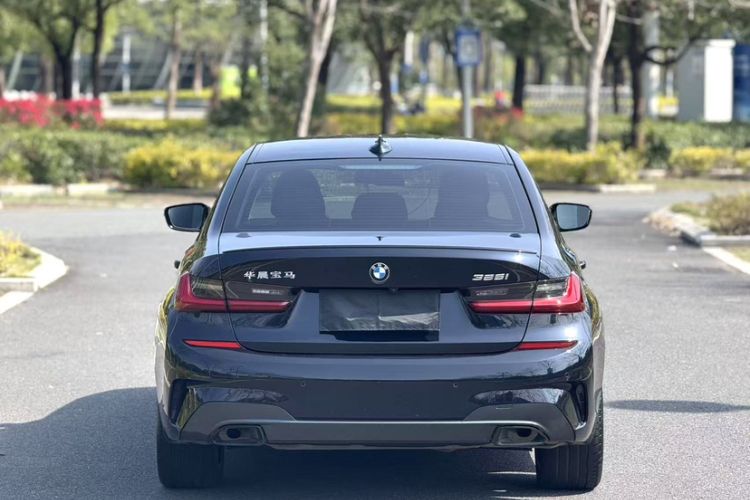 Used BMW 3 Series 2022 325i M Sport Night Edition Package Exterior 4