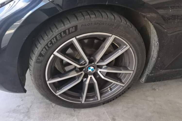 Used BMW 3 Series 2022 325Li M Sport Package Exterior 4