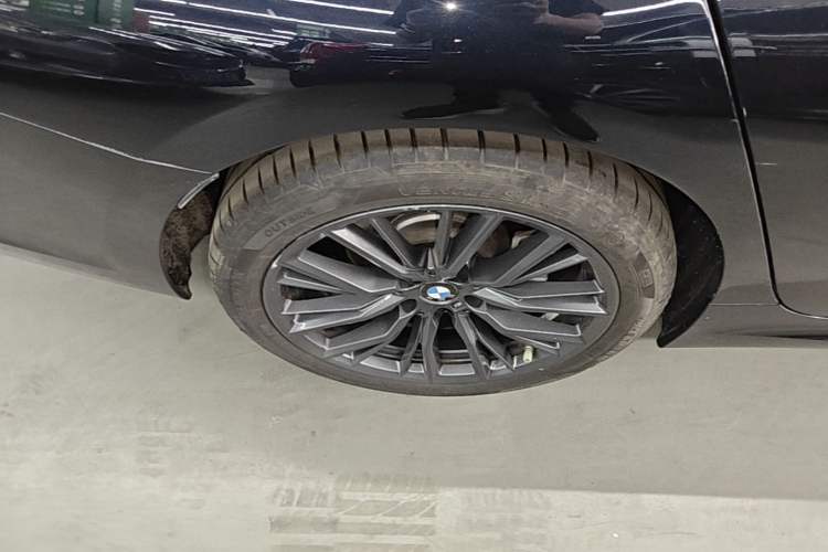 Used BMW 3 Series 2022 325i M Sport Night Edition Package Exterior 5