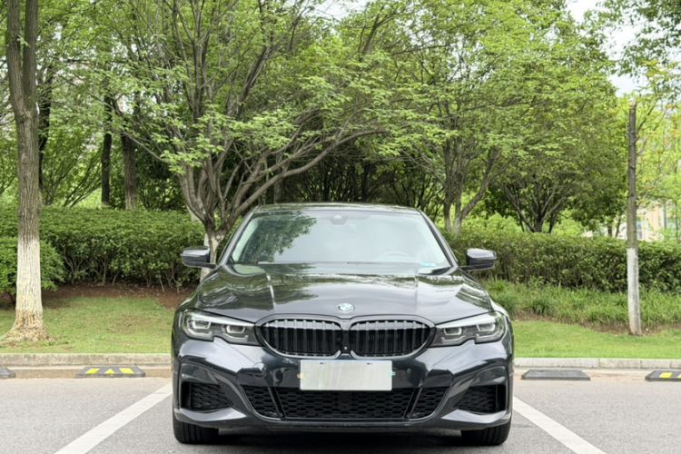 Used BMW 3 Series 2022 Revised 325i M Sport Night Edition Package Exterior 5