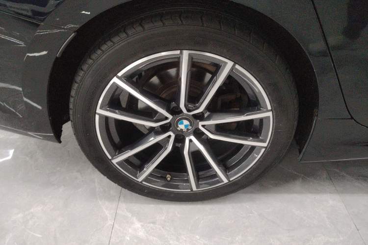 Used BMW 3 Series 2022 325Li M Sport Package Exterior 5