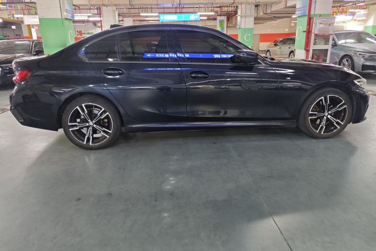 Used BMW 3 Series 2022 325i M Sport Package Exterior 5