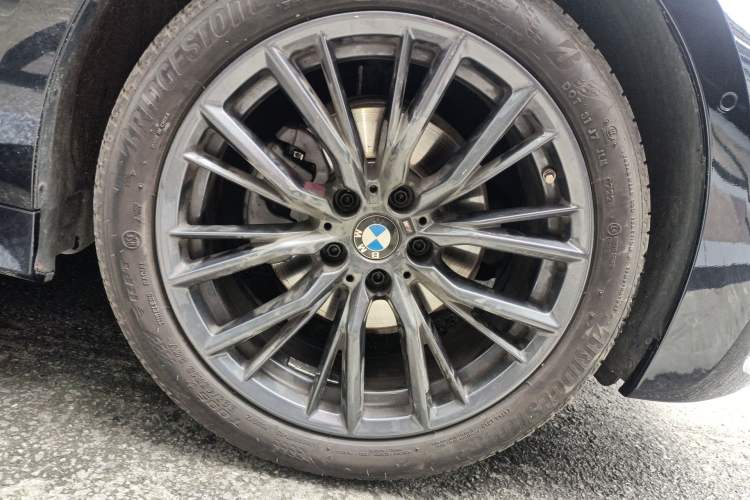 Used BMW 3 Series 2022 Revised 325i M Sport Night Edition Package Exterior 7