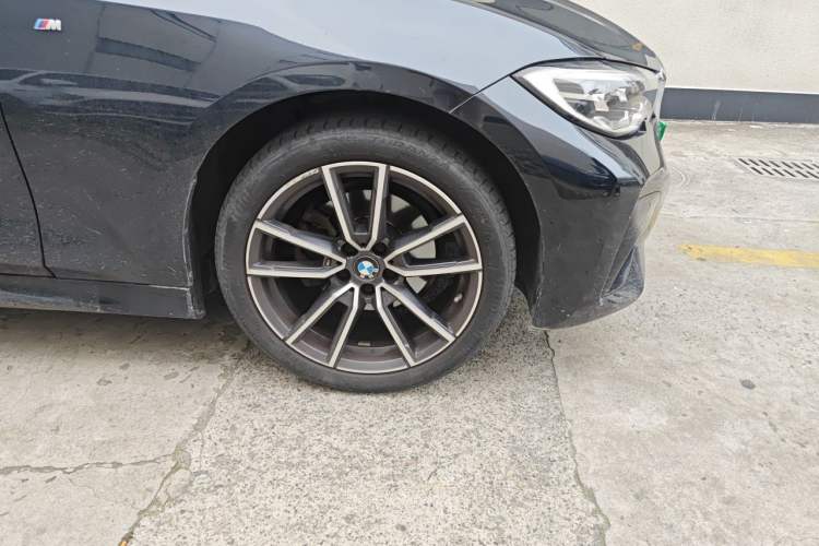 Used BMW 3 Series 2022 325Li M Sport Package Exterior 7
