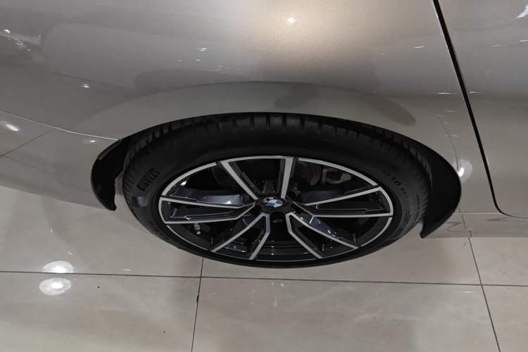 Used BMW 3 Series 2022 325Li M Sport Package Exterior 8