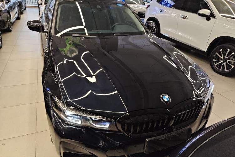 Used BMW 3 Series 2022 325i M Sport Night Edition Package Front