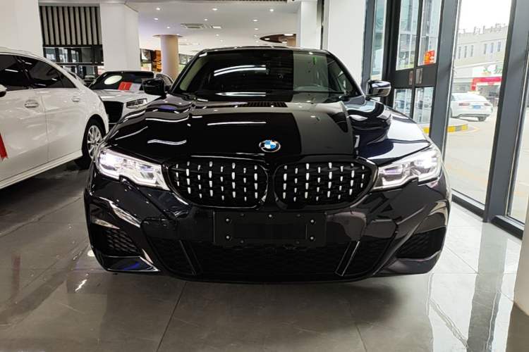 Used BMW 3 Series 2022 325i M Sport Package Front