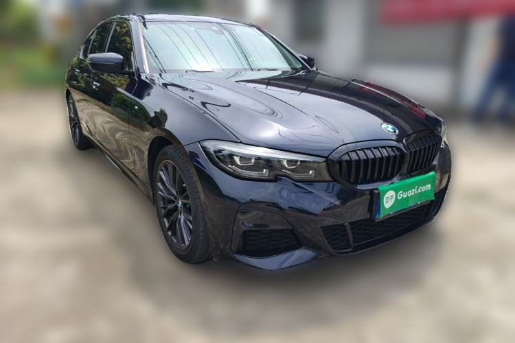Used BMW 3 Series 2022 Revised 325i M Sport Night Edition Package Front Right 45 Deg