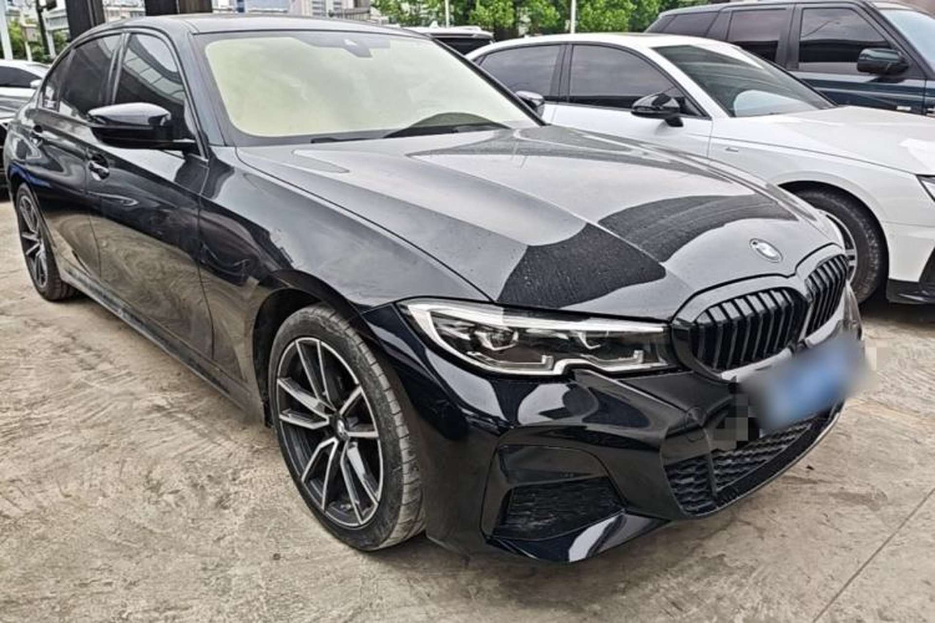 Used BMW 3 Series 2022 Updated 325Li M Sport Package Front Right 45 Deg