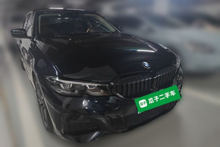Used BMW 3 Series 2022 Updated 330i M Sport Night Edition Package Front Right 45 Deg