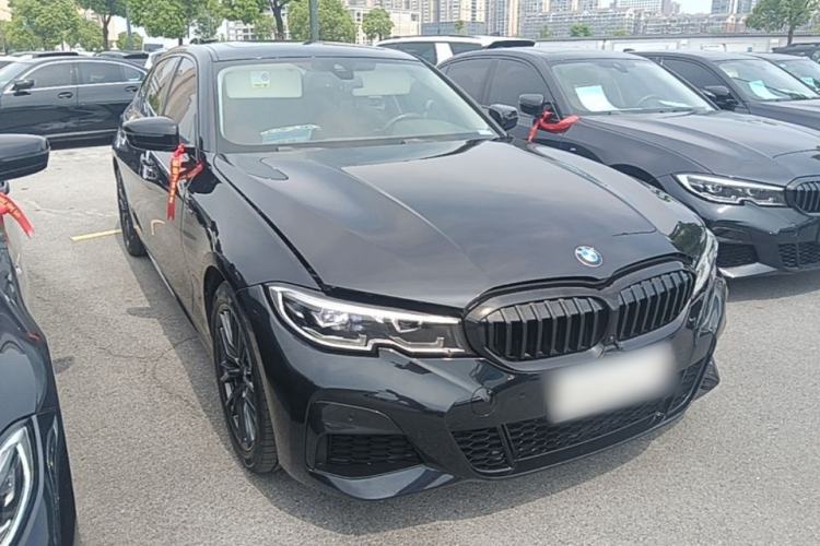 Used BMW 3 Series 2022 Restyled 325Li M Sport Night Edition Package Front Right 45 Deg