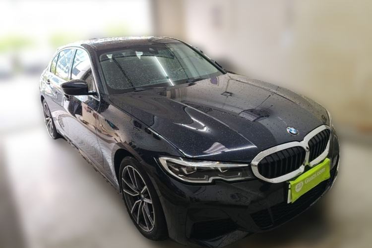 Used BMW 3 Series 2022 325Li M Sport Package Front Right 45 Deg