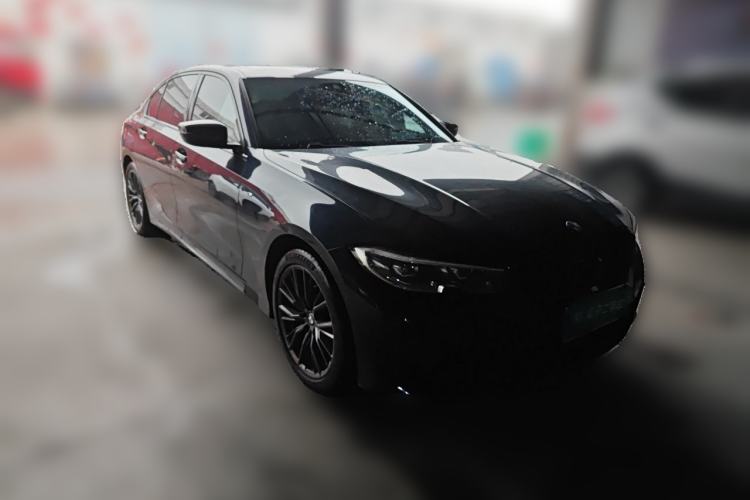 Used BMW 3 Series 2022 325Li M Sport Night Edition Package Front Right 45 Deg
