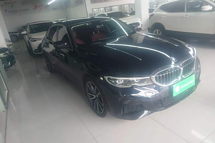 Used BMW 3 Series 2022 Restyled 320Li M Sport Package Front Right 45 Deg