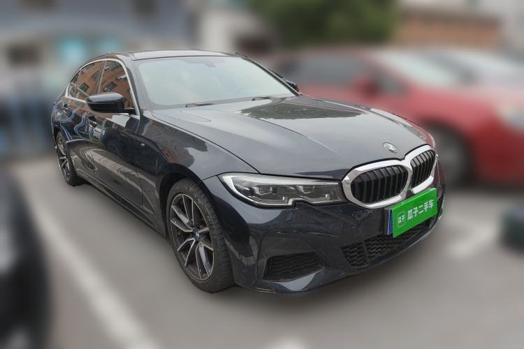 Used BMW 3 Series 2022 Restyled 320Li M Sport Package Front Right 45 Deg