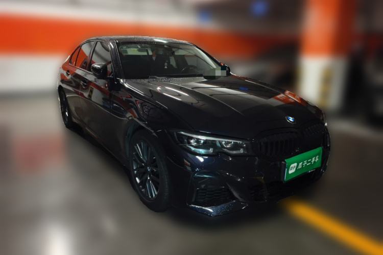 Used BMW 3 Series 2022 325i M Sport Night Edition Package Front Right 45 Deg