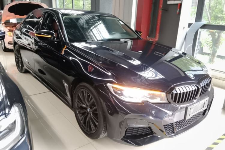 Used BMW 3 Series 2022 325Li M Sport Night Edition Package Front Right 45 Deg