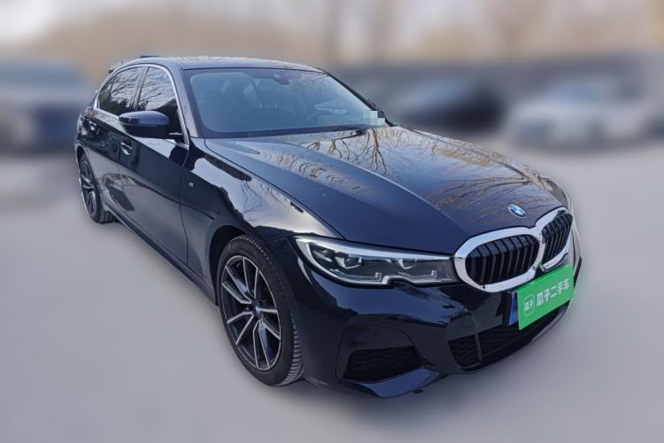 Used BMW 3 Series 2022 Restyled 325Li xDrive M Sport Package Front Right 45 Deg